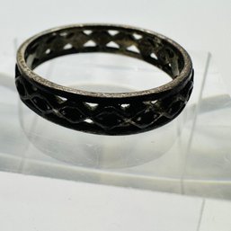 Sterling Silver Band With Diamond Shaped Design And Clear Stones Size 8. 2.36 G.