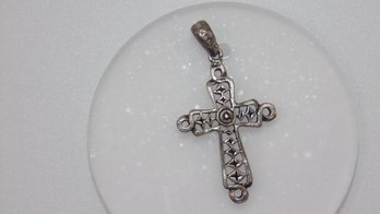 Sterling Cross Pendant 1.3g