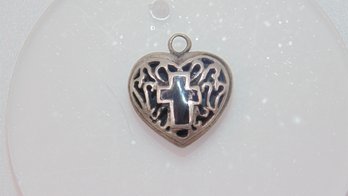 Black Stone Heart With Cross Pendant 2.2g