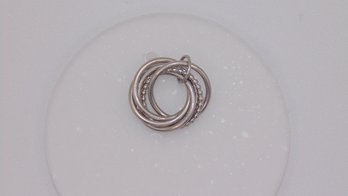 Sterling 6 Ring Pendant 2.4g