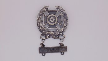 Sterling Military Rifle Qualification Pin 11.3g