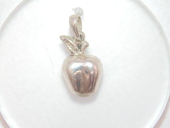 Sterling Apple Pendant 1.2g