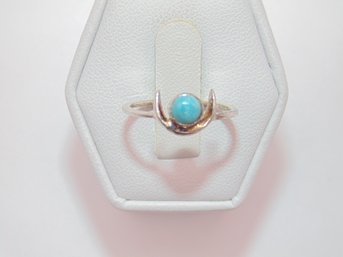 Sterling Turquoise Stone With Crescent Moon Ring Size 6 1.3g