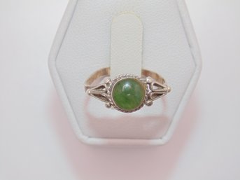 Sterling Green Stone Ring Size 7 1.7g