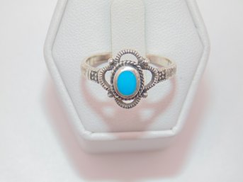 Sterling Blue Stone W/Rope Details Ring Size 8  2.6g