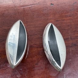 Taxco Onyx Sterling Clip On Earrings - 15.35 Grams