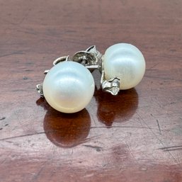 Cultured Pearl & CZ - Sterling Setting - 1.82 Grams