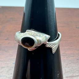 Sterling Silver Shark Ring With Black Onyx - 2.04 Grams - Size 8