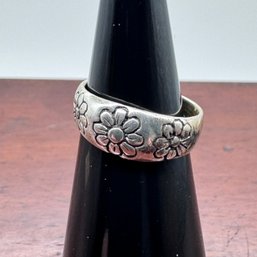 Daisy Pattern Split / Toe Ring - Sterling - 1.67 Grams - Size 4