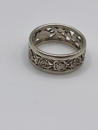 Sterling Ring With Flower And Vine Design 4.11g  Size 7