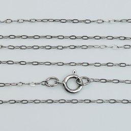 Sterling Silver Cable Chain Necklace. 0.60 G.