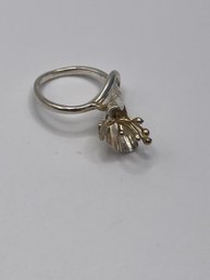 Sterling Ring With Flower Detail 4.1g