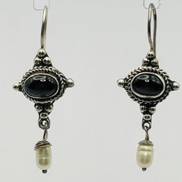 Sterling Silver Dangle Earrings With Dark Stone Design And Dangle White Stone 4.05 G