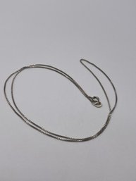 Italy - 22  Petite Sterling Box Chain 1.95g