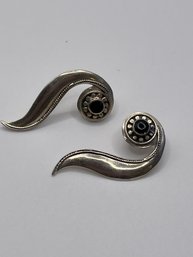 Modern Sterling Earrings With Onyx Stone And Swirl Design 8.34g