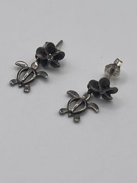 Sterling Earrings With Flower And Turtle  1.82g