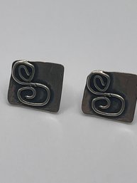 Sterling Earrings With Swirl Pattern 4.46g