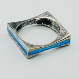 Sterling Silver Square Room With Inset Blue Stone Size 5, 4.23 G