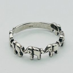 Sterling Silver Adjoining Elephants Ring Size 7.5, 2.27 G