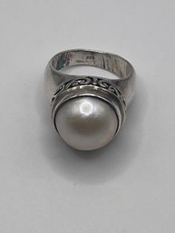 Mabe White Sterling Pearl Ring 10.64g  Sz8