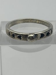 Sterling Silver Ring With Etched Heart, Moon And Star Design. Size 10. 2.84 G.