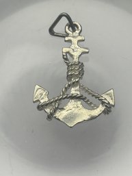 Sterling Silver Anchor Pendant. 3.77 G.