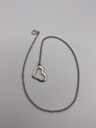 Sterling Chain Bracelet With Heart   1.29g