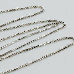 Italy Sterling Silver Box Chain Necklace, 1.61 G