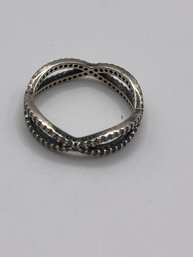 Sterling Vintage Style Infinity Ring With Clear Gems   2.20g