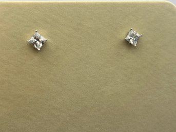 Sterling Silver Stud Earrings With Square Clear Glass Stones 1.51 G