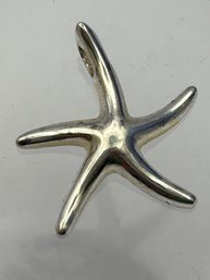 Sterling Silver Sleek Starfish Pendant, 2.05 G