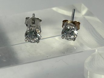 Sterling Silver Stud Earrings With Clear Stones .94 G