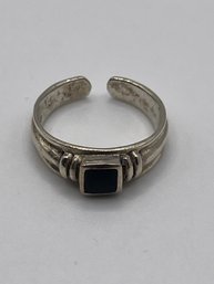 Sterling Ring With Black Onyx Stone  2.20g  Sz. 3.5