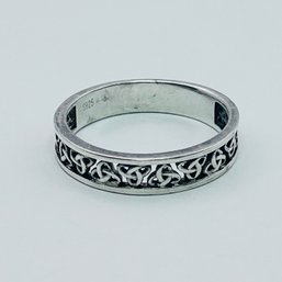 Sterling Silver Band Celtic Knot Cut Out Size 9, 3.24 G