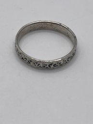 Sterling Ring With Filigree Design 1.95g  Size 8.5