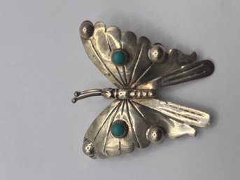 MEXICO Sterling Butterfly Brooch With Turquoise Stones 3.80g