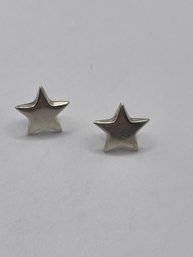 Star Shaped Sterling Stud Earrings 1.81g