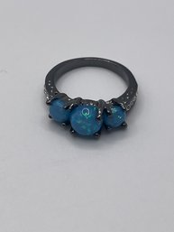 Sterling Ring With Round Blue Iridescent Stones 3.21g  Size 5.5