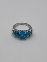 Sterling Ring With Bright Blue Stones 4.40g  Size 7