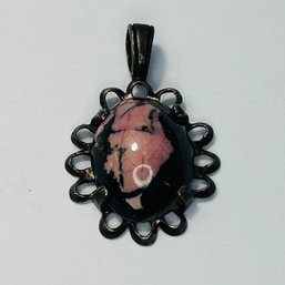 Sterling Silver Cameo Pendant With Black And Pink Marbled Stone 4.71 G