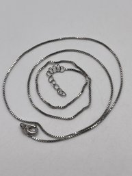 Italy - Sterling Box Chain  1.83g     19'long
