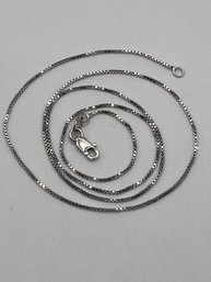 Italy - Sterling Box Chain   1.96g    18'long