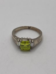 Sterling Ring With Green And Clear Stones   3.32g    Sz. 7
