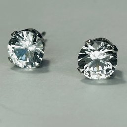 CP Sterling, Silver Stud Earrings With Clear Stone 1.36 G