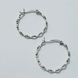 Sterling Silver Hoop Earrings With Hinge Back 1.99 G