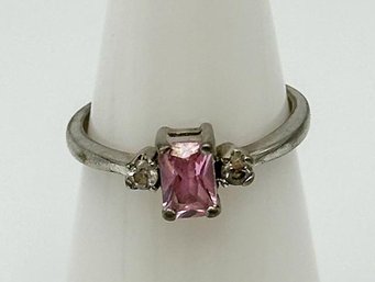 Sterling Ring With Pink Rhinestone Solitaire 2.08g  Size 6