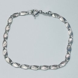 Italy Sterling Silver Link Bracelet 4.05 G