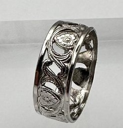 Sterling Silver Floral Ring Size 8.25 2.4 G