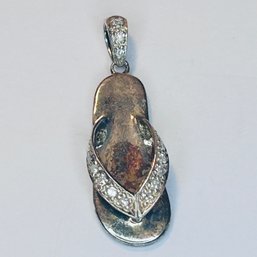 Sterling Silver Flip-flop Pendant With Clear Stones 1.76 G