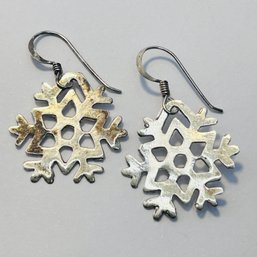 Sterling Silver Dangle Snowflake Earrings 2.64 G